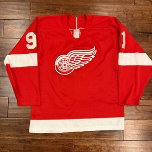 Vintage 90s CCM By Maska Sergei Fedorov DETROIT RED WINGS NHL Jersey M Medium
.